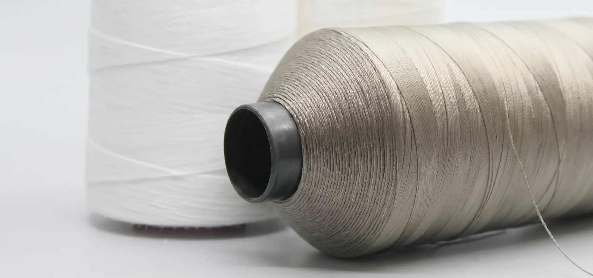 Usine de fils à coudre en filaments de polyester