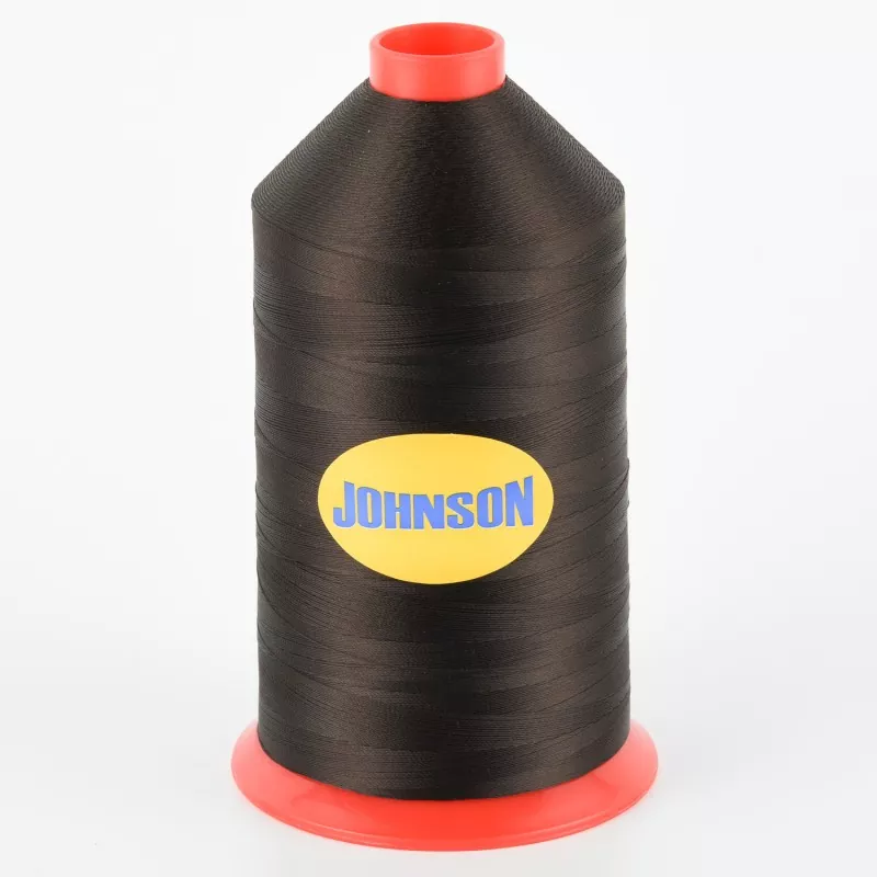 Fil à coudre à filament continu en polyester